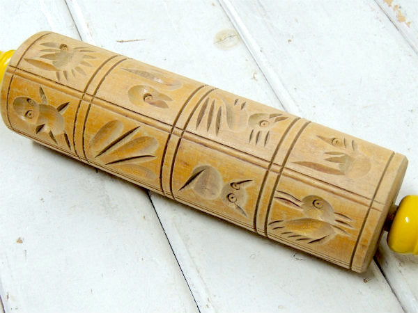 模様・木製・イエローハンドル・US 回転式・50s ビンテージ・ローリングピン・めん棒 ・クッキー型