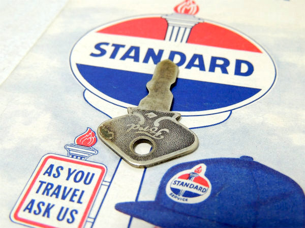 Ford フォード KEY 鍵 アメ車 ヴィンテージ・自動車 キー USA モーター系