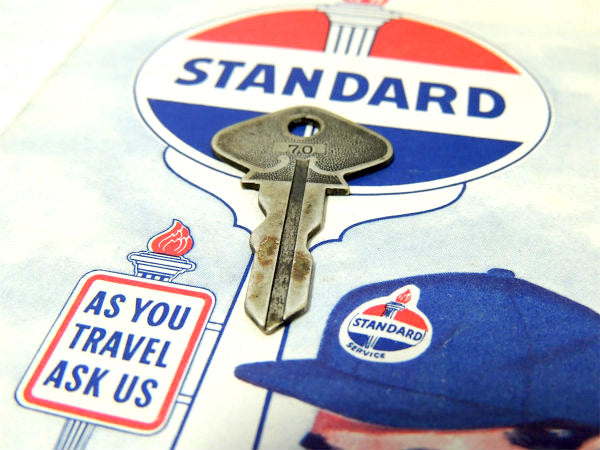 Ford フォード KEY 鍵 アメ車 ヴィンテージ・自動車 キー USA モーター系