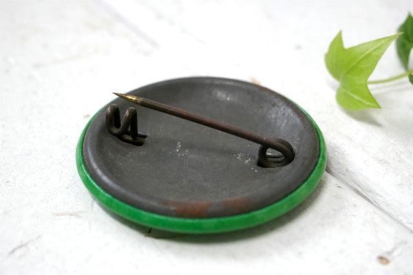 USA グリーン×ブラック  24A ヴィンテージ・英数字・ナンバー付き・缶バッジ・アドバタイジング