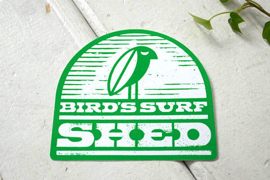 BIRD'S SURF SHED グリーン×ホワイト・サーフショップ・カリフォルニア・ステッカー