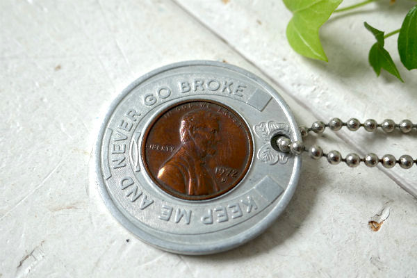 USA ラスベガス クラブ　KEEP ME AND NEVER GO BROKE 幸運を祈る 1972年 コイン  古鍵2本付き  アドバタイジング ヴィンテージ キーホルダー