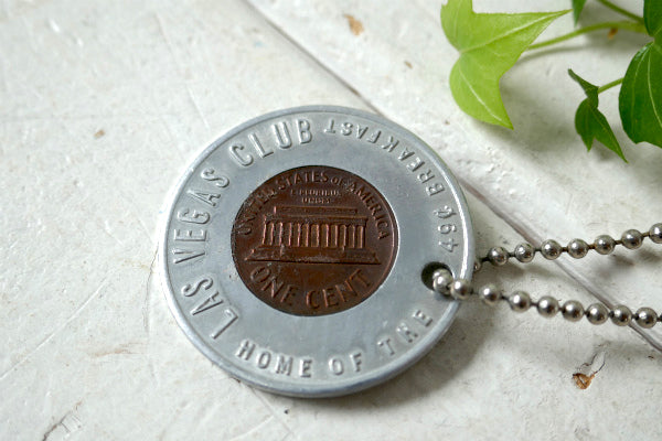 USA ラスベガス クラブ　KEEP ME AND NEVER GO BROKE 幸運を祈る 1972年 コイン  古鍵2本付き  アドバタイジング ヴィンテージ キーホルダー
