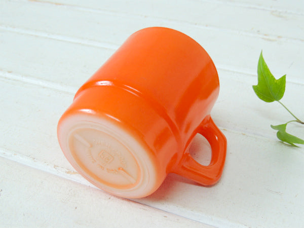 【Fire King】ファイヤーキング・オレンジ色・スタッキング・マグカップ・USA