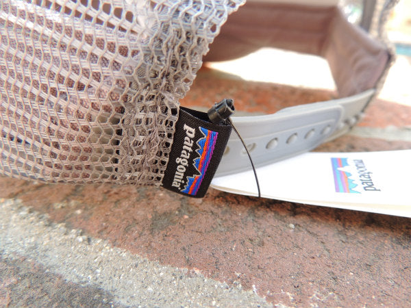 【パタゴニア・Flying-Fish】カーディフ限定・キャップ&ステッカー1枚/WHI