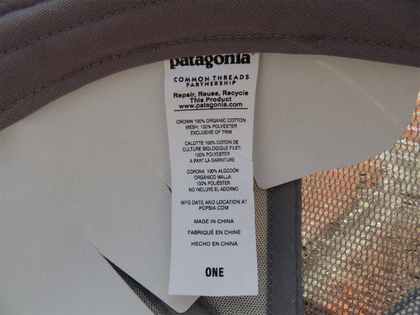 【パタゴニア・Flying-Fish】カーディフ限定・キャップ&ステッカー1枚/WHI