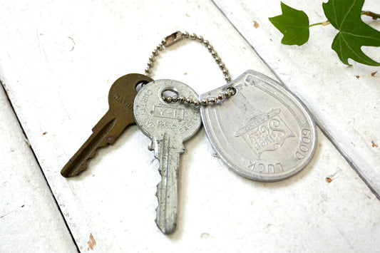 ラスベガス カジノGOOD LUCK グッドラック 蹄鉄 ビンテージ キーホルダー US