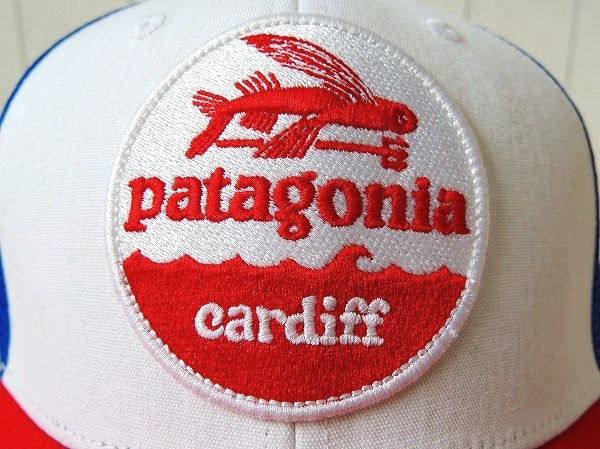 【Patagonia】パタゴニア・カーディフ限定・キャップ&ステッカー1枚/トリコロールカラー