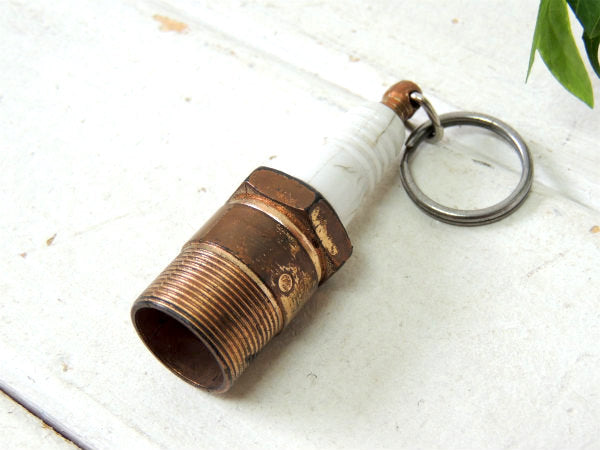 【オートパーツ・プラグ型】ヴィンテージ・デッドストック・キーホルダー・ガレージ&モーター系