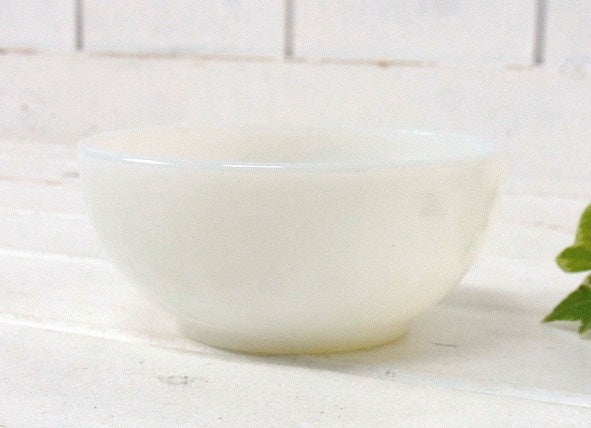【FireKing】ホワイト・チリボウル/シリアルボウル/ヴィンテージ食器 USA