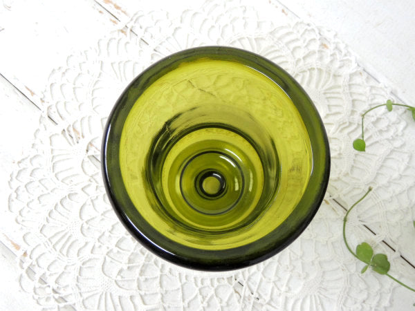 【ミッドセンチュリー】グリーンアンバー・USAガラス製・ヴィンテージ・フラワーベース・花瓶・脚付き