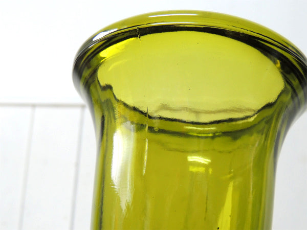 【ミッドセンチュリー】グリーンアンバー・USAガラス製・ヴィンテージ・フラワーベース・花瓶・脚付き