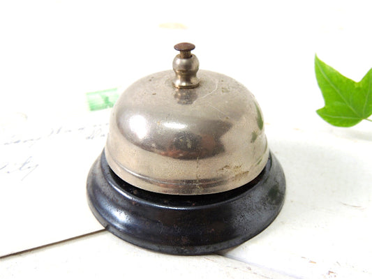 【シャビーなメタル製】ヴィンテージ・呼び鈴/コールベル/卓上ベル/USA