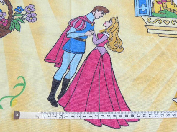 【ディズニープリンセス】シンデレラ&美女と野獣&白雪姫・ヴィンテージ・ベッドスプレッド/ベッドカバー