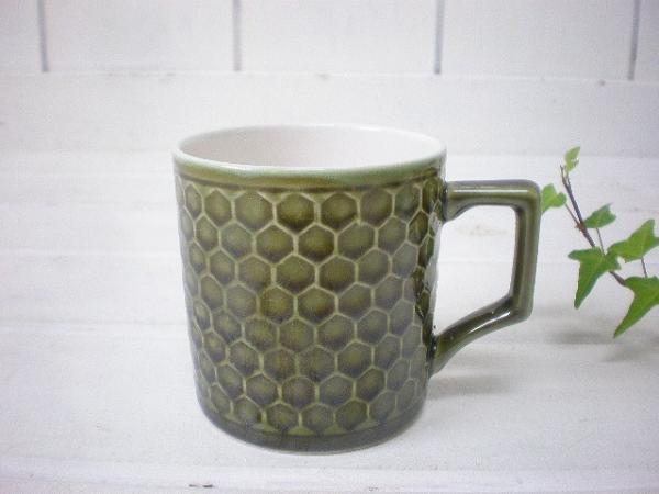 レトロなウロコ柄　陶器製ヴィンテージ・マグカップ