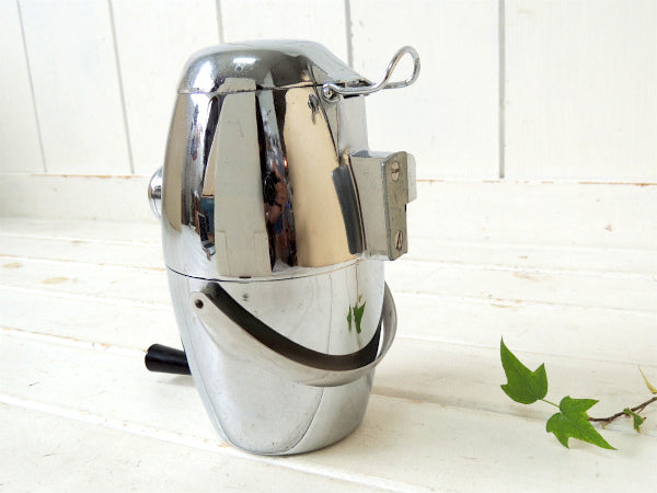 【ICE-O-MAT】スペーシーなクロム製・手動式・ヴィンテージ・アイスクラッシャー USA