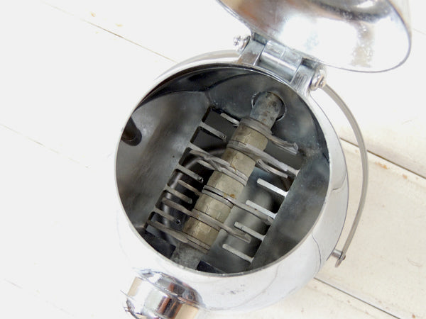 【ICE-O-MAT】スペーシーなクロム製・手動式・ヴィンテージ・アイスクラッシャー USA