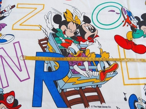 【ミッキー&フレンズ】アルファベット柄・ヴィンテージ・フラットシーツ(1/2) USA