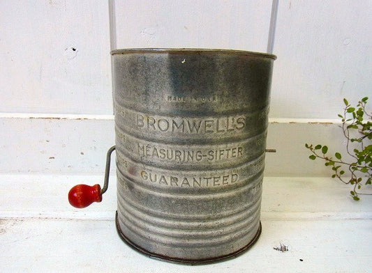 【BROMWELL】ティン製・アンティーク・シフター/粉ふるい　USA