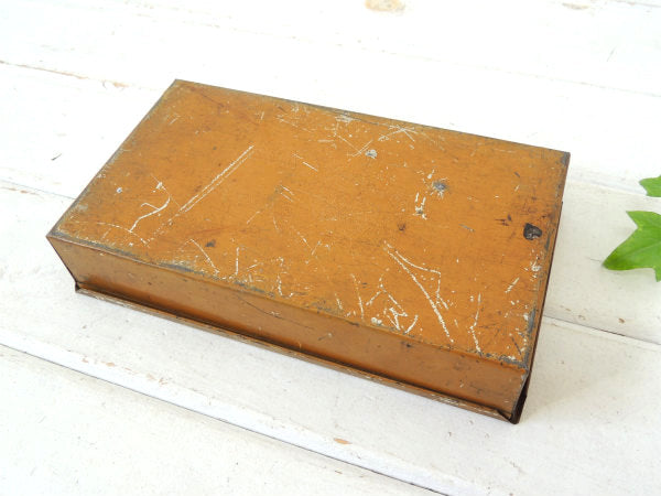 【AUTOMOTIVE】工業系・ブリキ製・仕切り付き・ビンテージ・工具ケース・モーター系