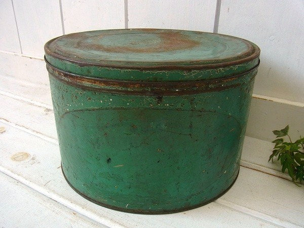 緑色のシャビーなアンティーク・ティン缶/ブリキ缶 USA