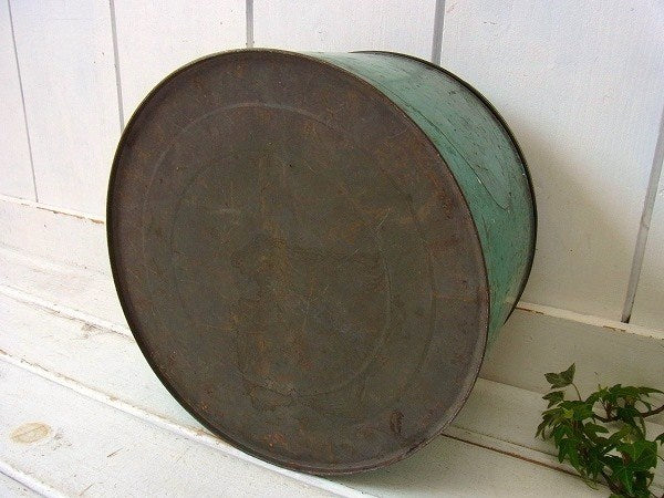 緑色のシャビーなアンティーク・ティン缶/ブリキ缶 USA