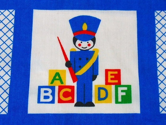 おもちゃ柄・ベビーサイズ・ユーズドシーツ(フラット) USA