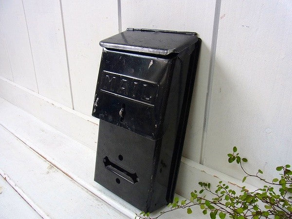 黒色のティン製・アンティーク・メールボックス/郵便受け/ポスト　USA