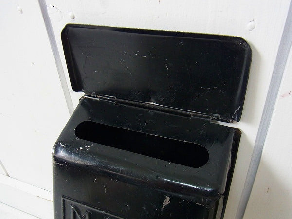 黒色のティン製・アンティーク・メールボックス/郵便受け/ポスト　USA