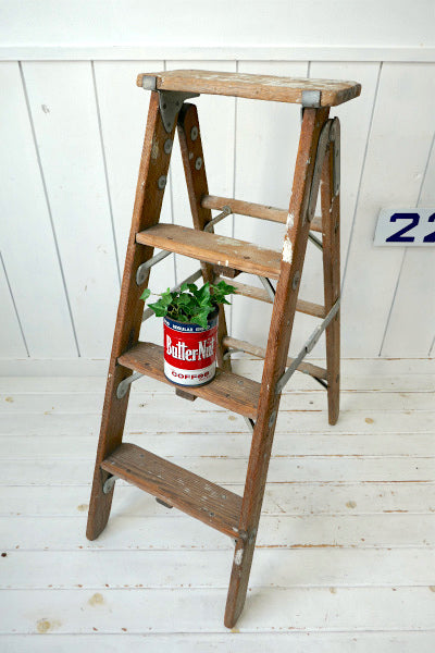 LARSON ミドルサイズ シャビー 木製 ヴィンテージ ステップラダー 脚立 ガーデニング US