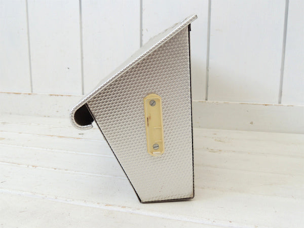 スペーシーデザイン・シルバー色・アルミ製・ヴィンテージ・メールボックス/郵便受け/ポスト