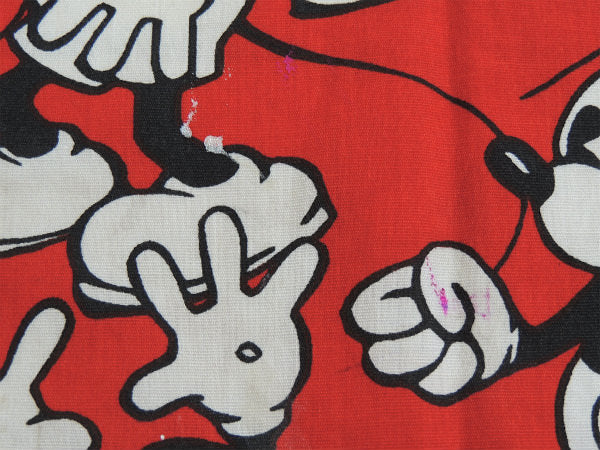 【ミッキーマウス】ディズニー・ミッキーマウスの総柄・ヴィンテージ・カーテン生地 USA