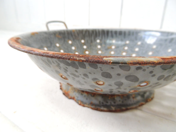【ジャンク&シャビー】ホーロー製・脚付き・アンティーク・コランダー・水切りボウル・USA