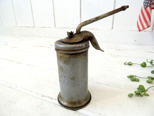 EAGLE・イーグル ヴィンテージ・メタル製・オイル差し・液体容器・ガレージ・工業系 USA