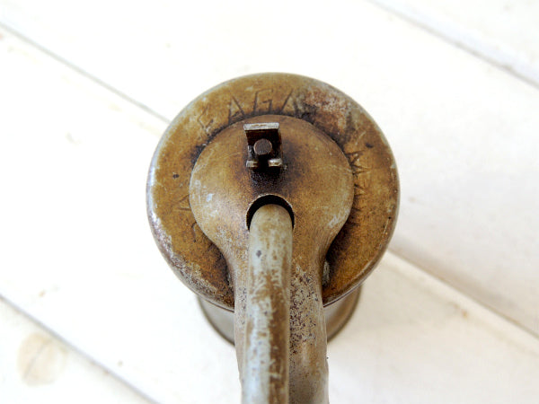 EAGLE・イーグル ヴィンテージ・メタル製・オイル差し・液体容器・ガレージ・工業系 USA