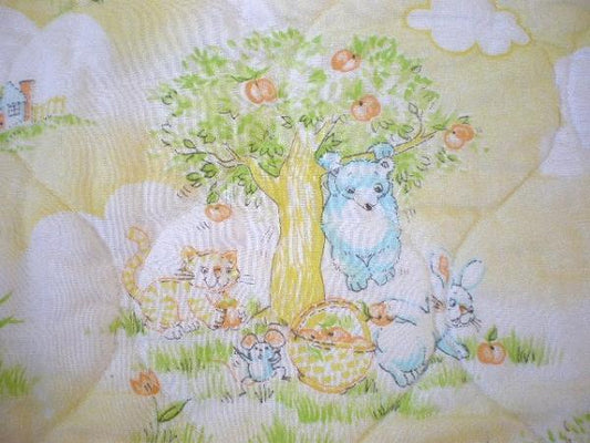 動物柄　70’sヴィンテージ・キルティング・ベビーマット　USA