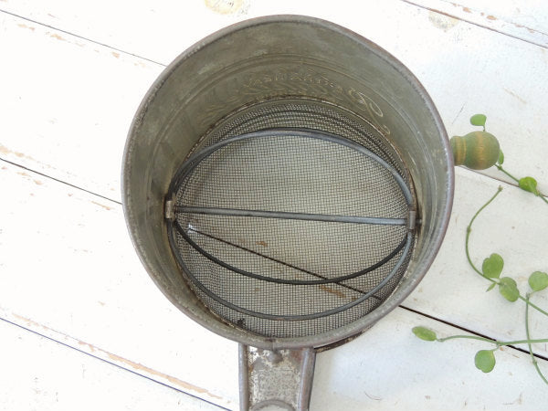 【BROMWELL】ミントグリーン木製ハンドル・アンティーク・シフター・粉ふるい・フラワーシフター