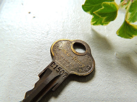 インディアナ BASCO 1920~1930s 真鍮 ビンテージ OLD 鍵・キー・USA KEY