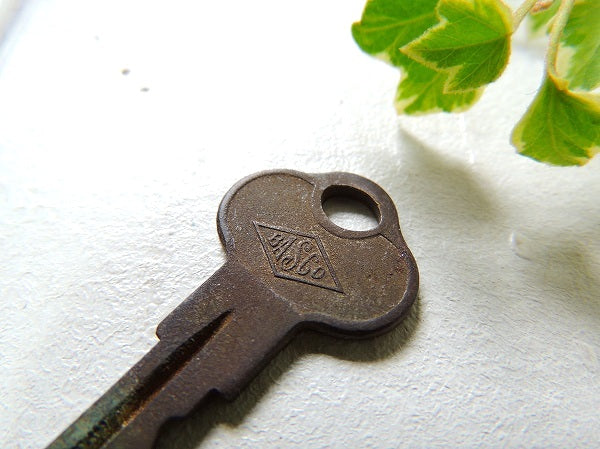 インディアナ BASCO 1920~1930s 真鍮 ビンテージ OLD 鍵・キー・USA KEY