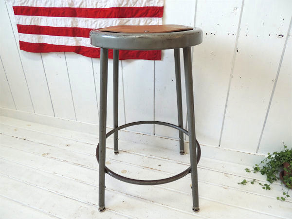【MAYLINE】工業系のヴィンテージ・ラウンドスツール/チェア/ガレージスツール USA