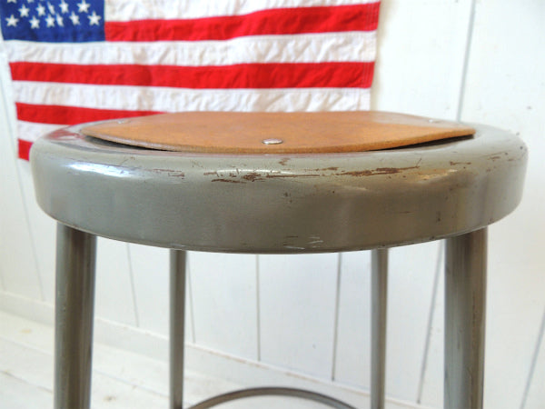 【MAYLINE】工業系のヴィンテージ・ラウンドスツール/チェア/ガレージスツール USA