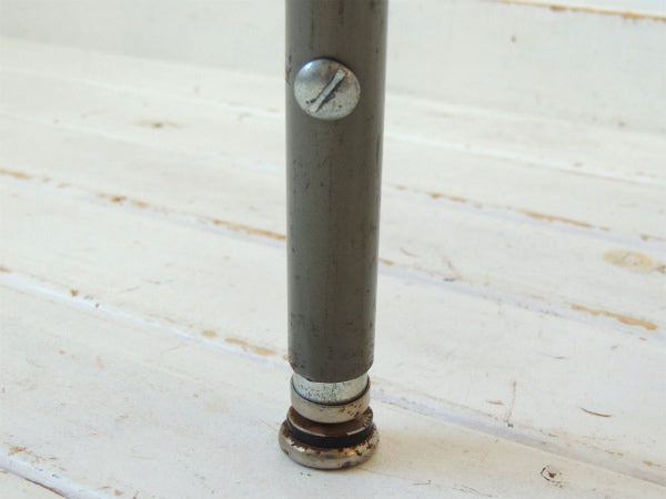 【MAYLINE】工業系のヴィンテージ・ラウンドスツール/チェア/ガレージスツール USA