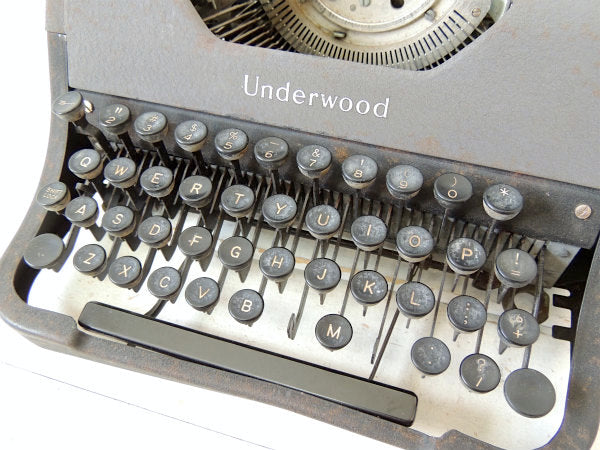 【Underwood】1930s~Leader・黒・アンティーク・タイプライター・ディスプレイ