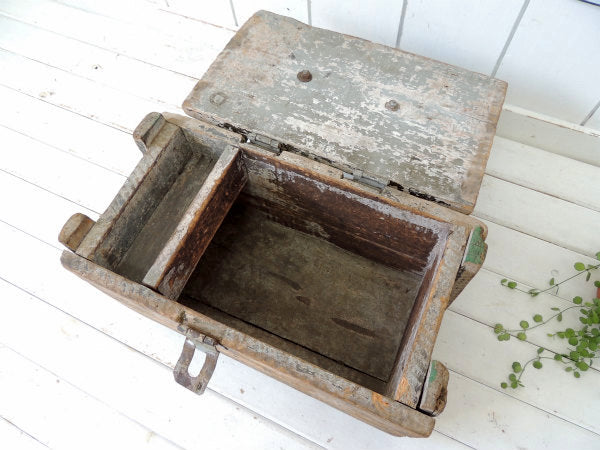 グレイハウンド・バス荷札付き　グリーン色・ヴィンテージ・木製トランク 木箱 工具箱 USA