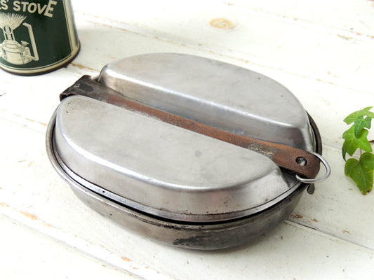 【ミリタリー】第二次世界大戦・1943年・ヴィンテージ・メスキット・フライパン&仕切り皿・野戦用食器