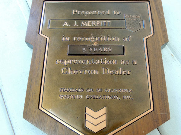 Chevron シェブロン オイルカンパニー・5YEARS アドバタイジング 壁掛け式・ヴィンテージ・オブジェ