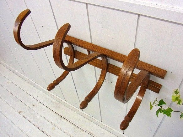 3連の木製・曲げ木・ヴィンテージ・ハットラック/コートフック/ウォールフック USA