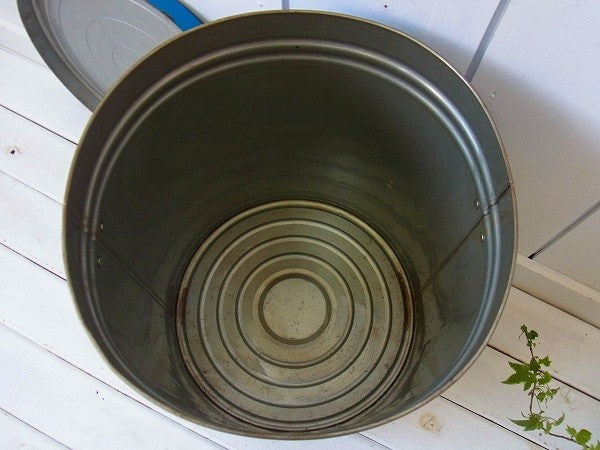 【WHITE CAP】ティン製・大きなヴィンテージ・ラード缶(フタ付き)　USA