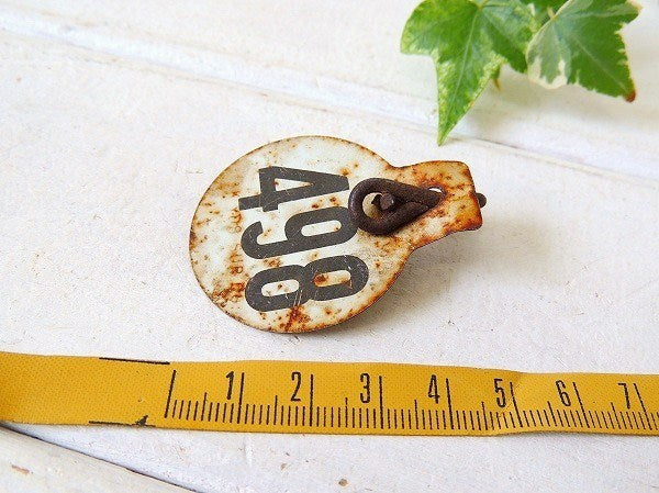 【COW TAG/カウタグ/498/牛】ブリキ製・USA・ビンテージ/ナンバータグ