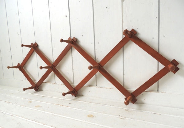 【NASCO】ユーゴスラビア製の特大サイズ・伸縮式・木製・ヴィンテージ・ハットラック/ウォールフック